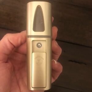 Gurunanda gold personal hydration mister